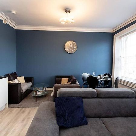 Lavish 2Bed Apartment In The Heart Of Birkenhead Esterno foto