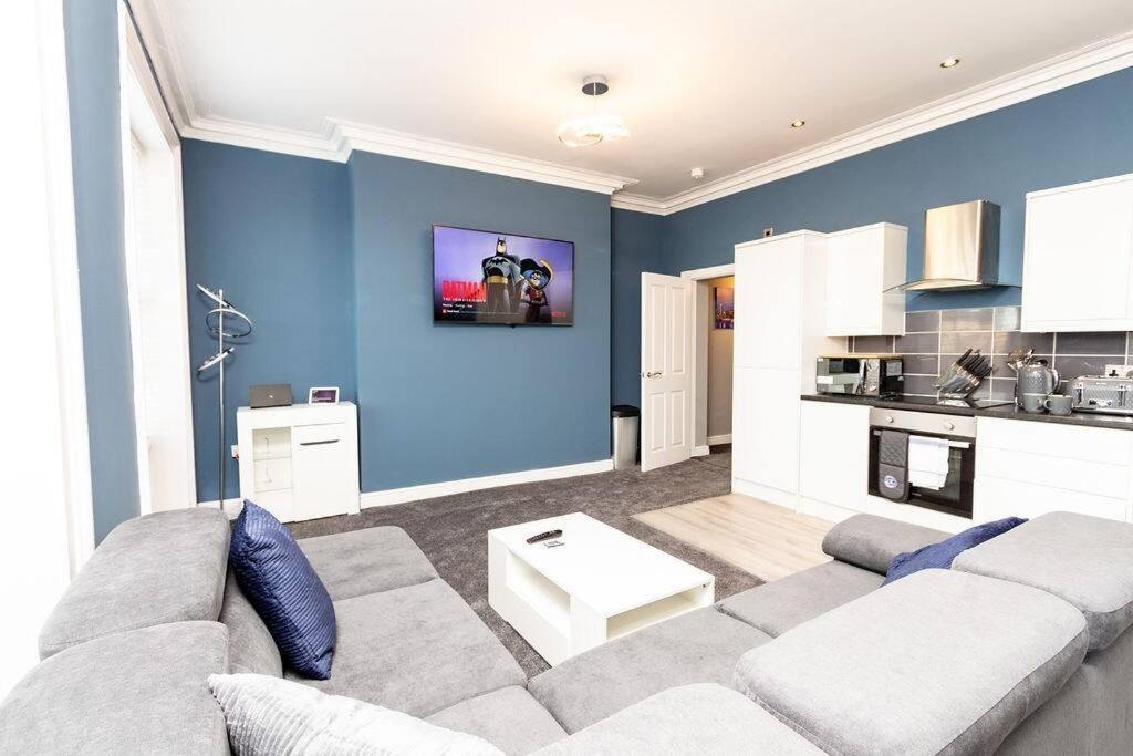 Lavish 2Bed Apartment In The Heart Of Birkenhead Esterno foto